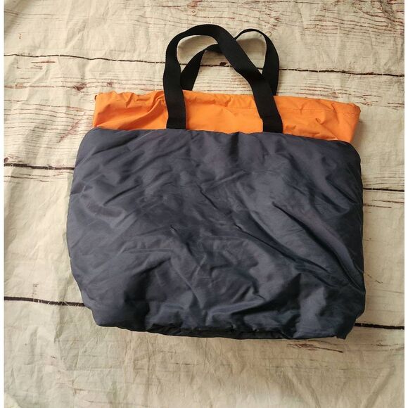 Sweaty Betty Color Pop Gym Bag - Picture 4 of 8